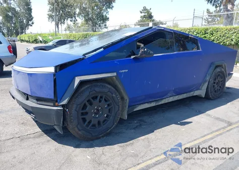 2024 Tesla Cybertruck Cyberbeast z USA, uszkodzony, nr VIN 7G2CEHEE4RA007575